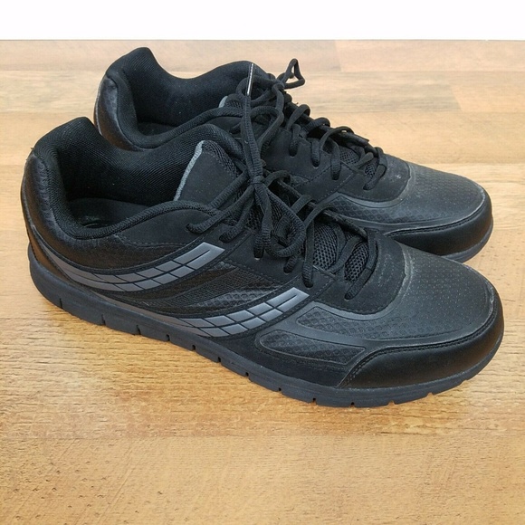 size 15 non slip shoes